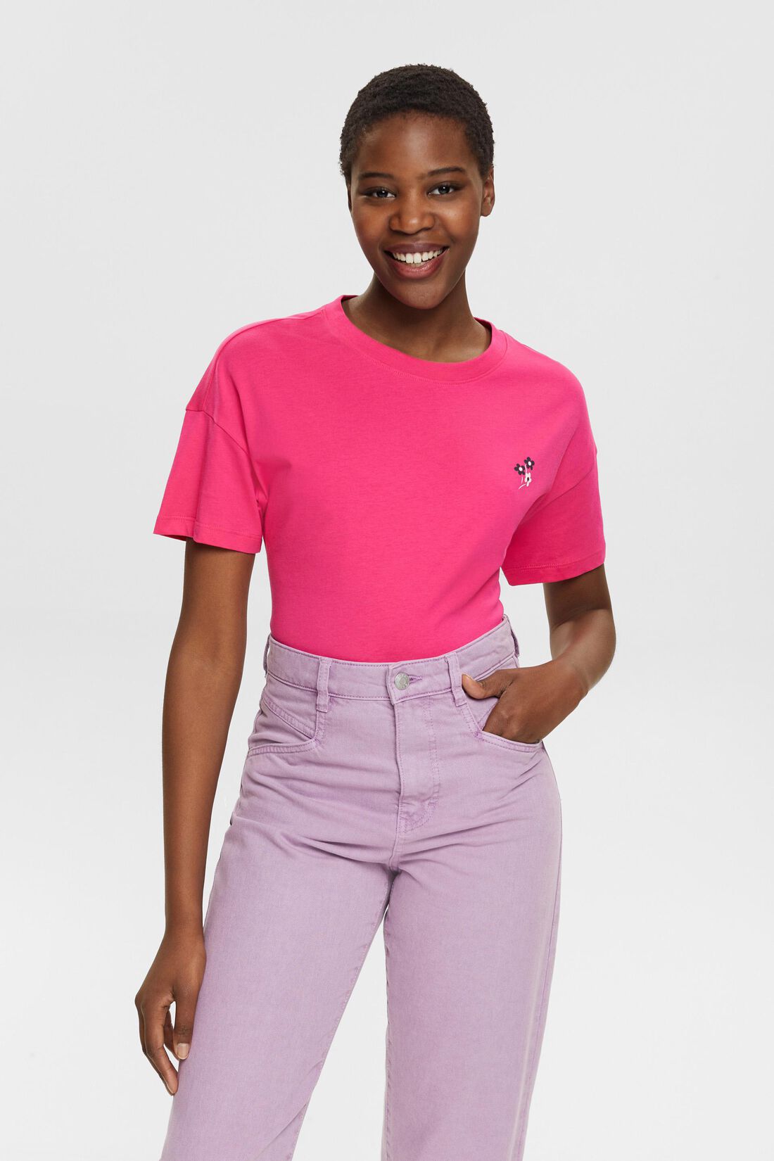 T-Shirt mit floralem Print auf der Brust