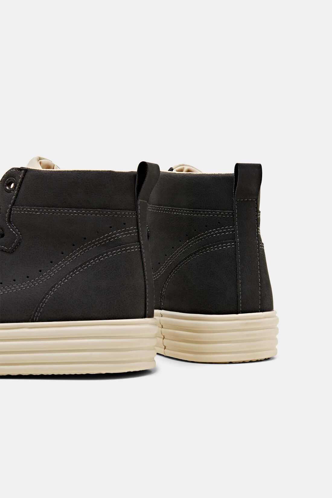 High Top-Sneaker in Glattlederoptik