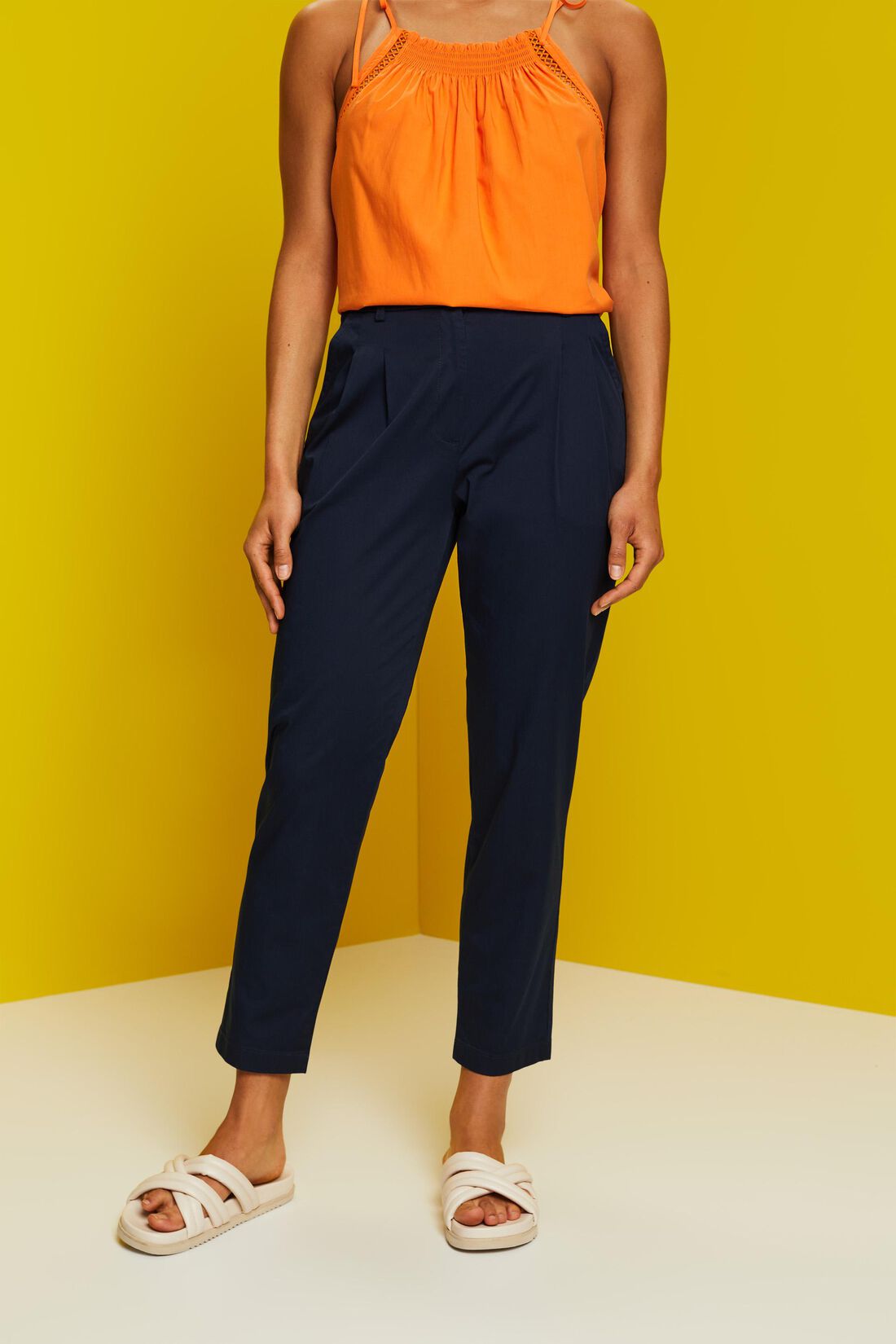 Pants woven
