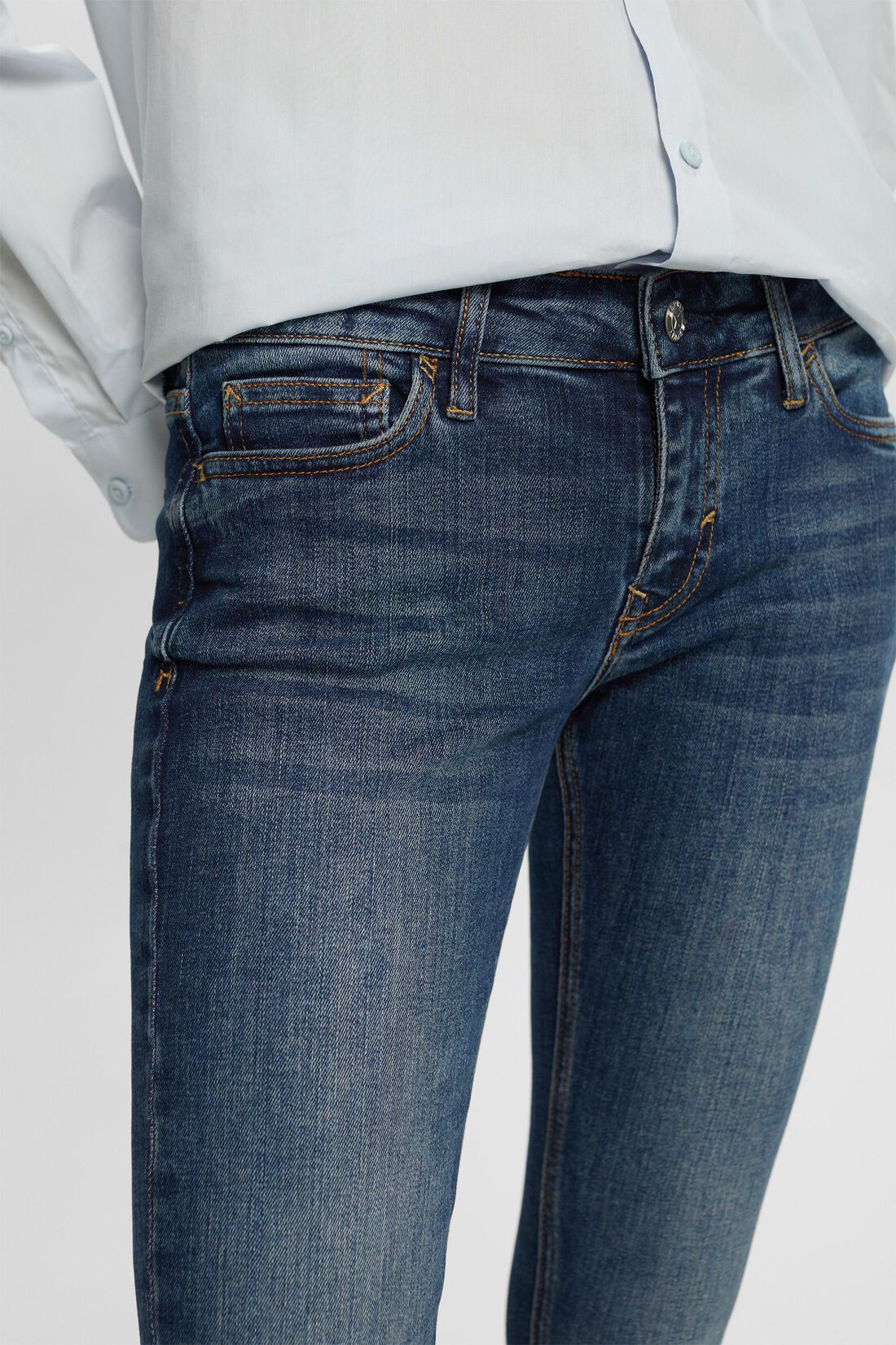 Low-Rise Skinny Jeans