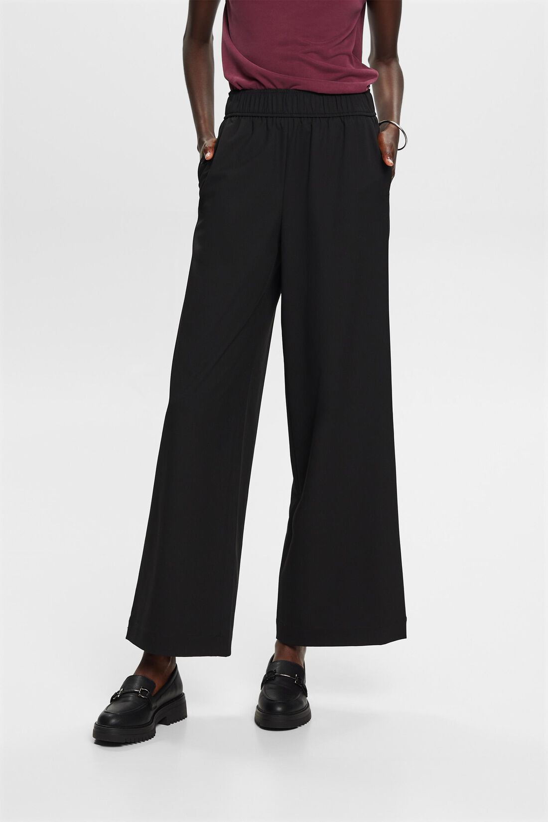 Pull-on-Hose mit weitem Bein