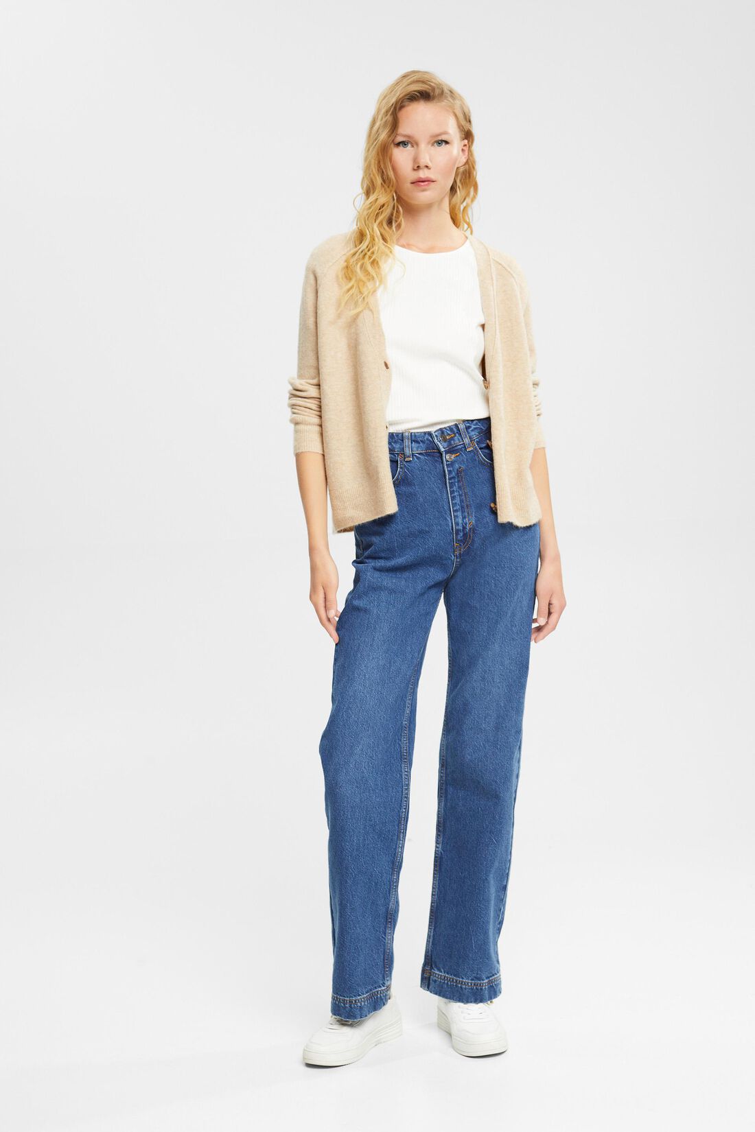 Mit Wolle: Cardigan mit V-Ausschnitt