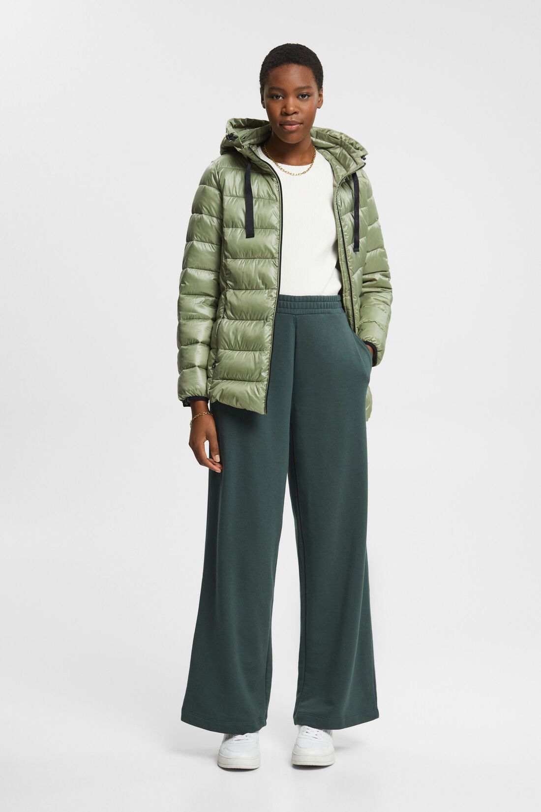 Steppjacke mit Kapuze