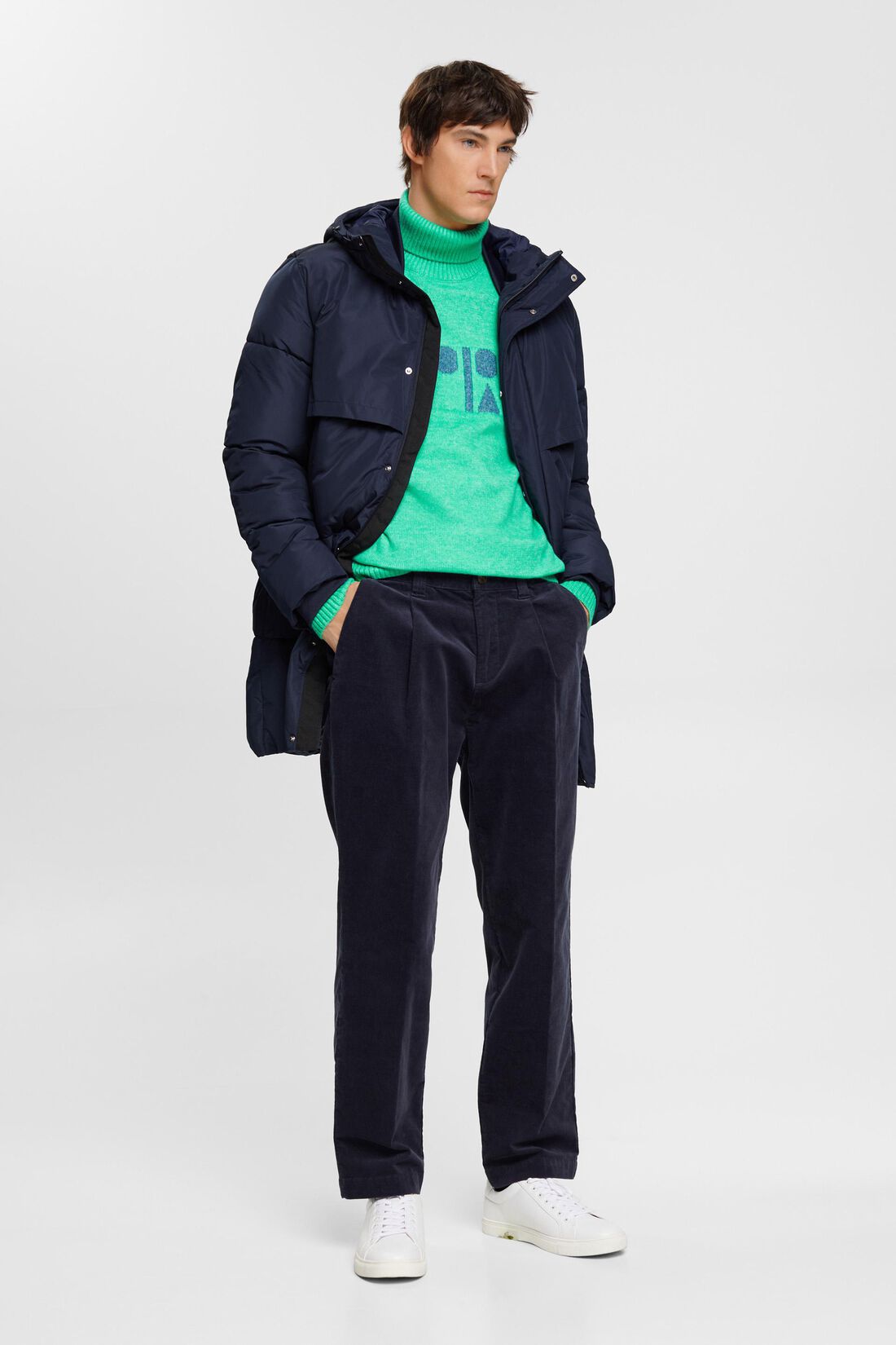 Oversize-Rollkragenpullover mit Logo