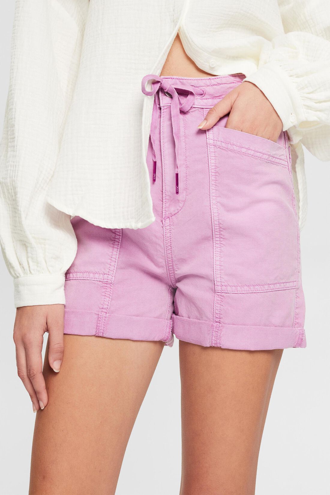 Mit Hanf: Shorts mit Kordelzug