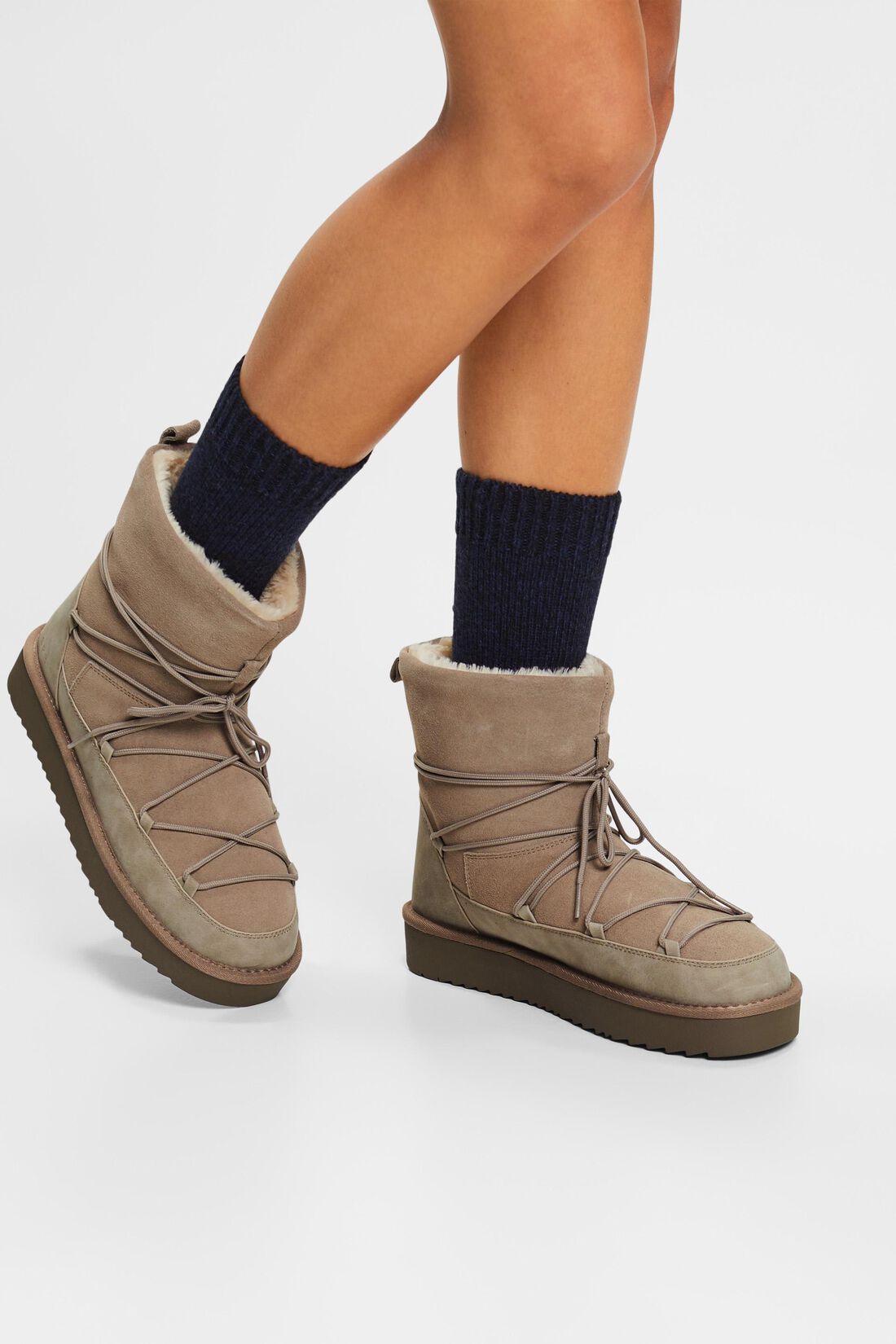 Rauleder-Schn&uuml;rboots