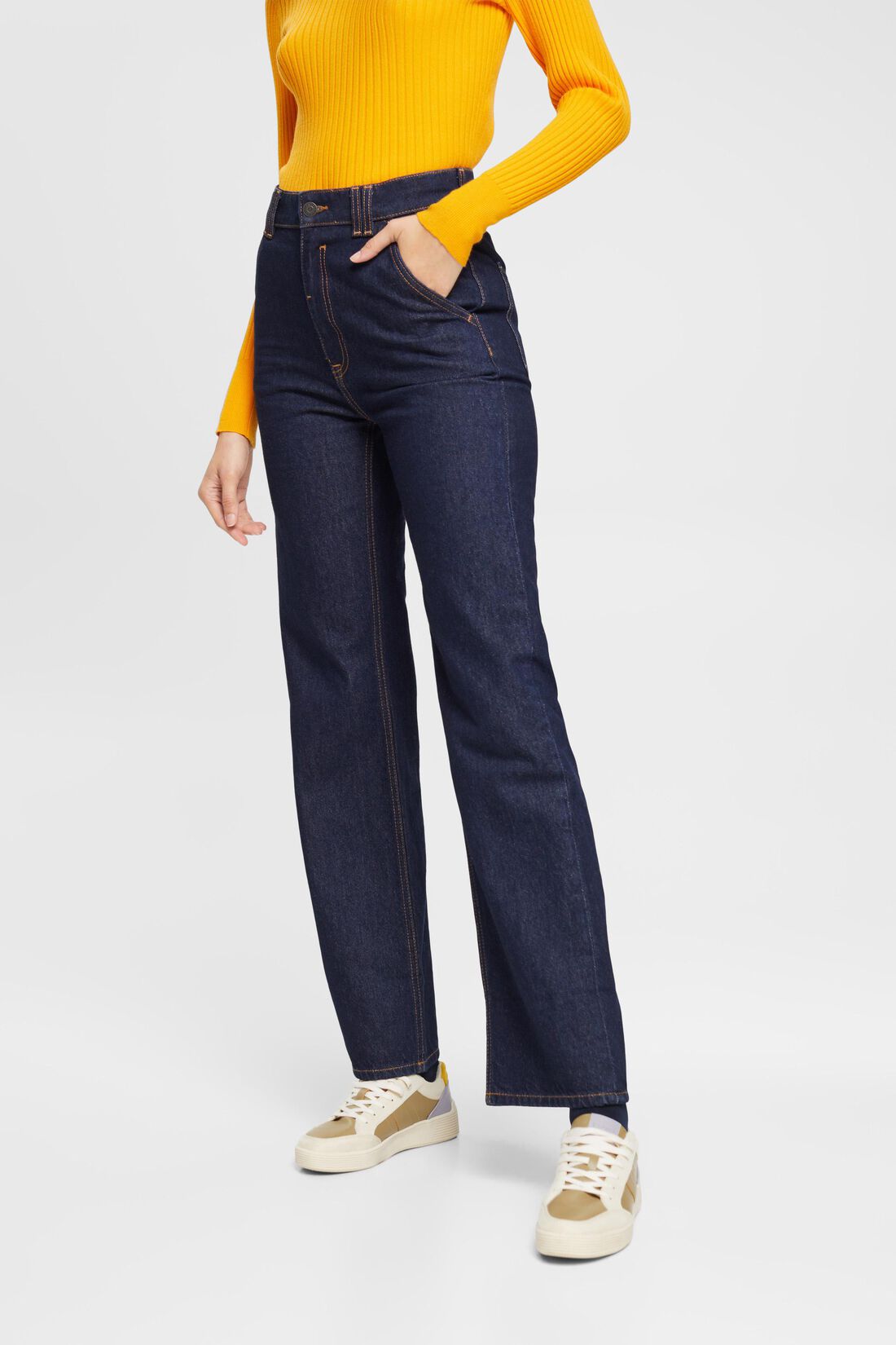 Jeans mit gerader Passform und hohem Bund
