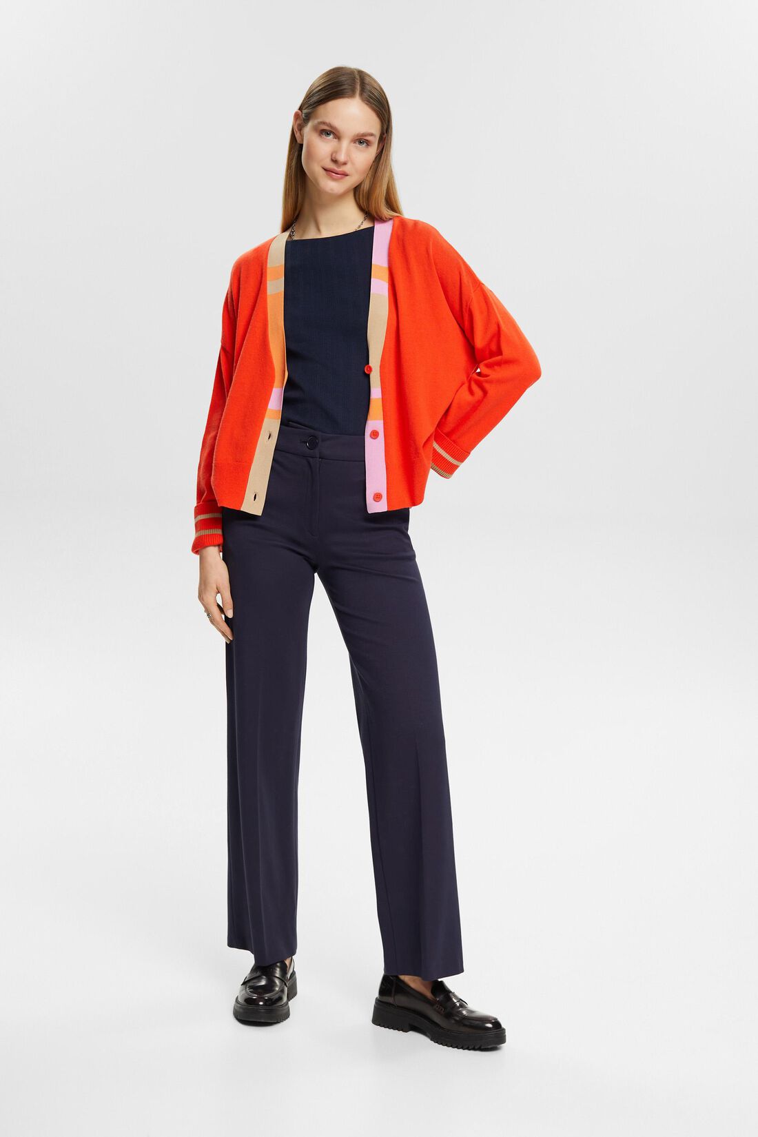 Cardigan mit V-Ausschnitt