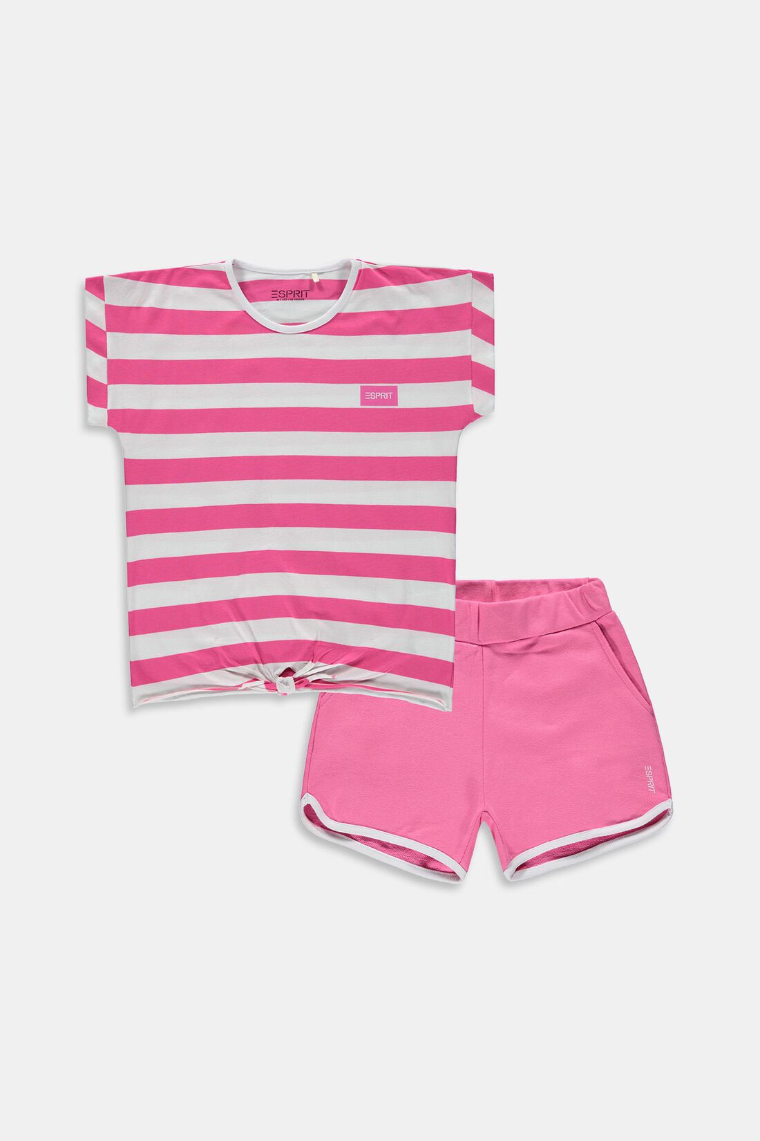Gemischtes Set: T-Shirt und Shorts