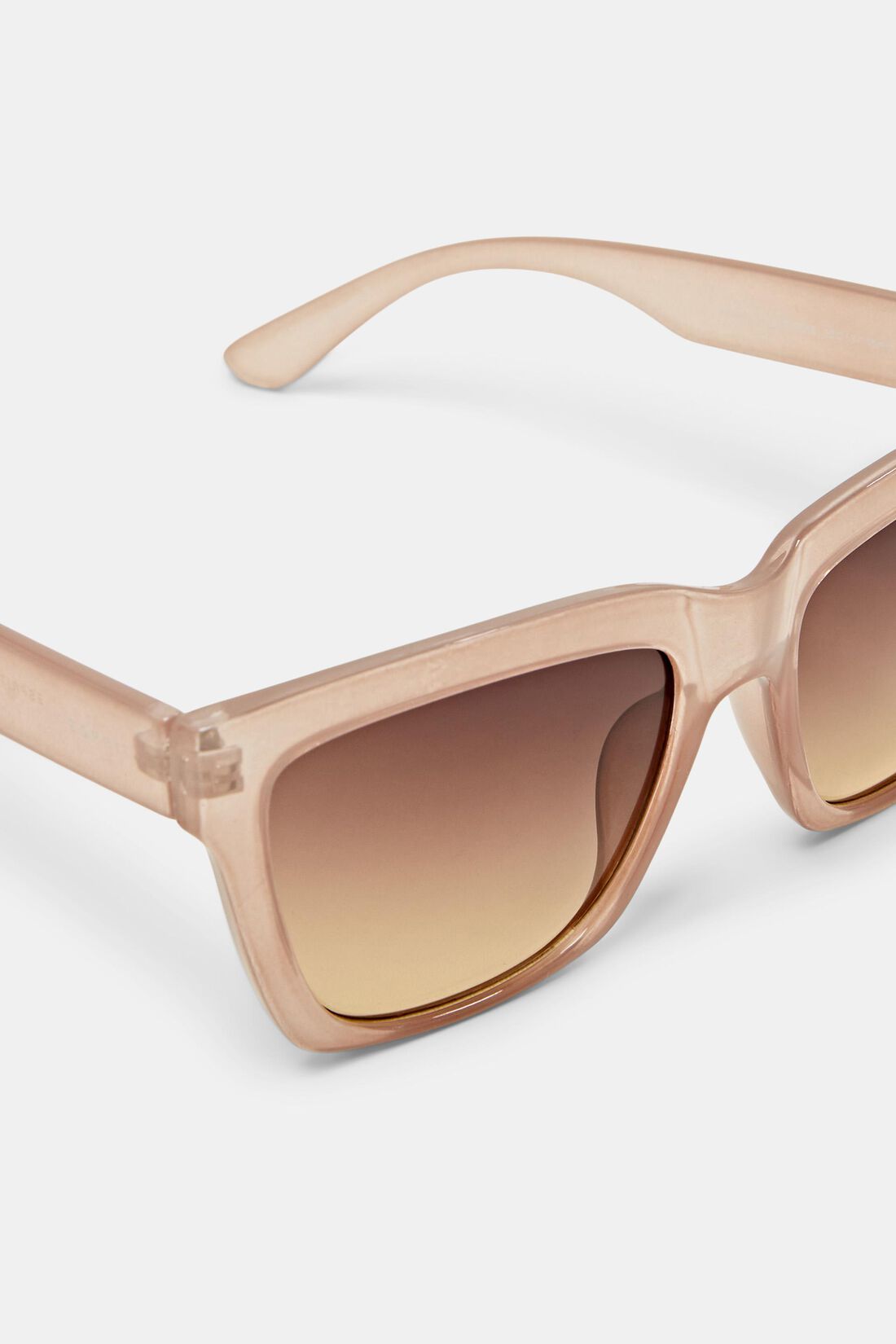 Sonnenbrille mit breiter Fassung