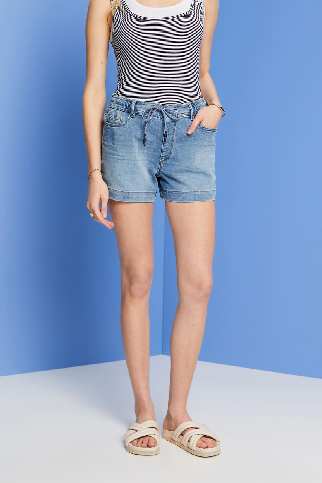 Jeans-Shorts im Jogger-Stil