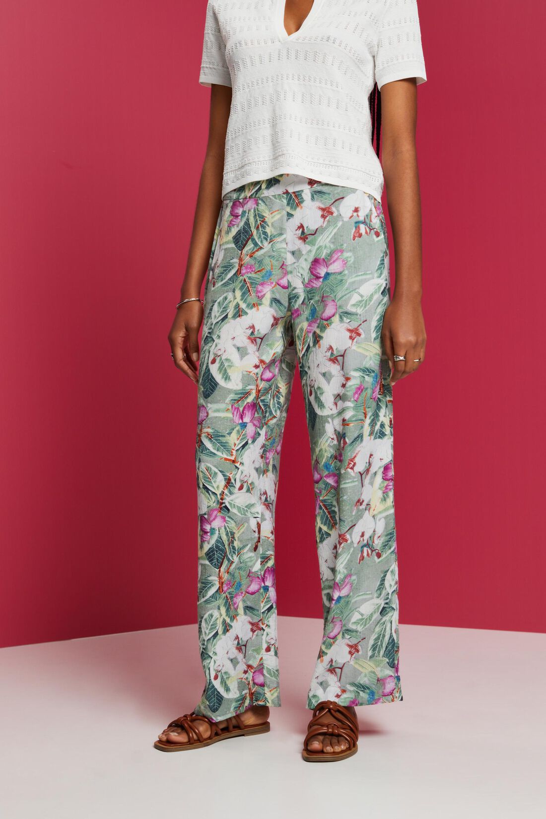Pants woven