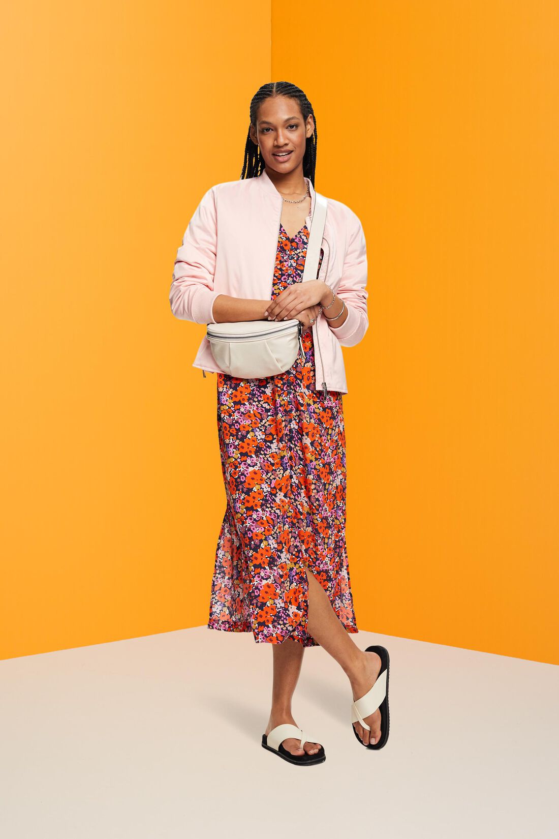 Kurz&auml;rmeliges Midikleid mit Blumenmuster