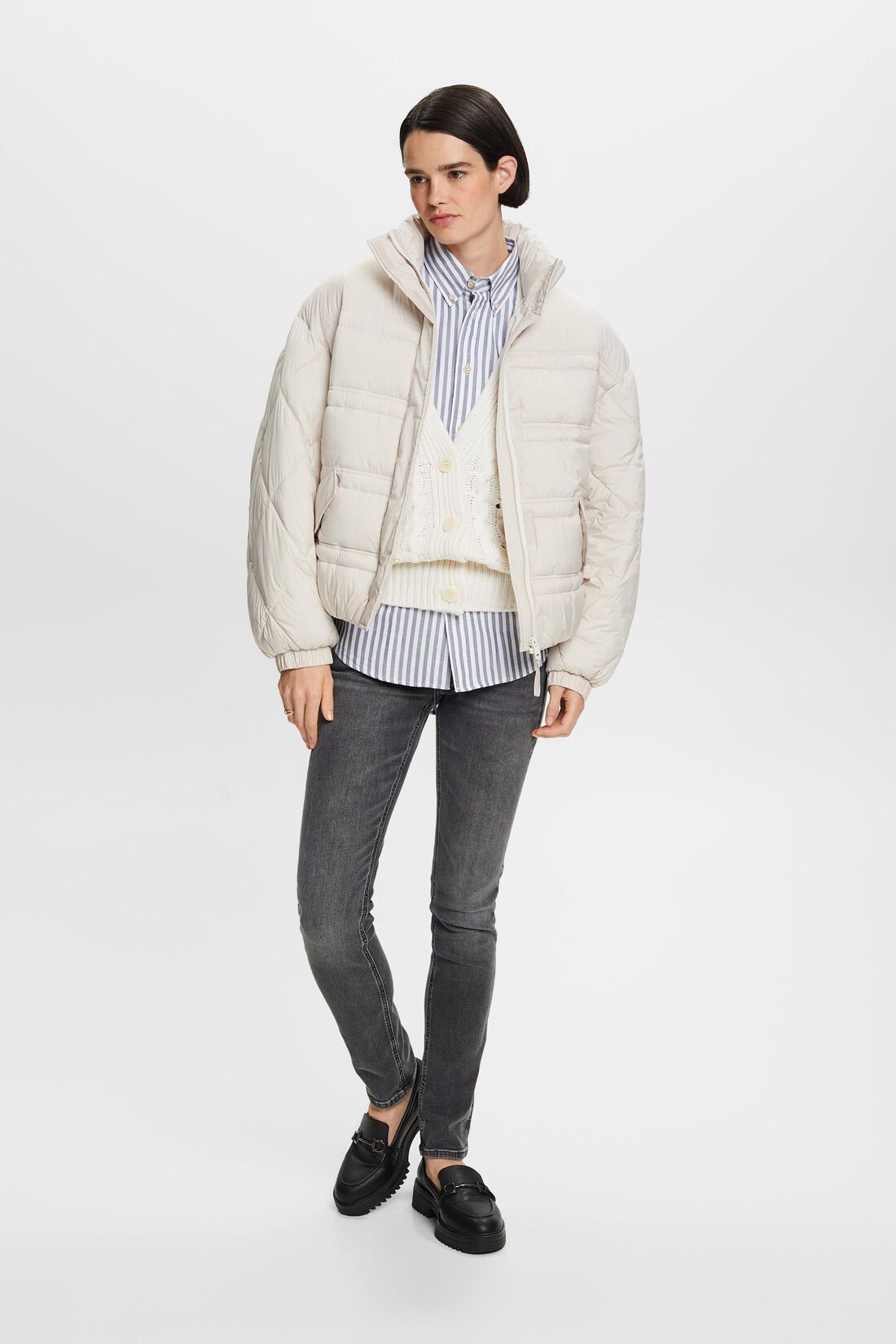 Jeans mit mittlerer Bundh&ouml;he und schmaler Passform