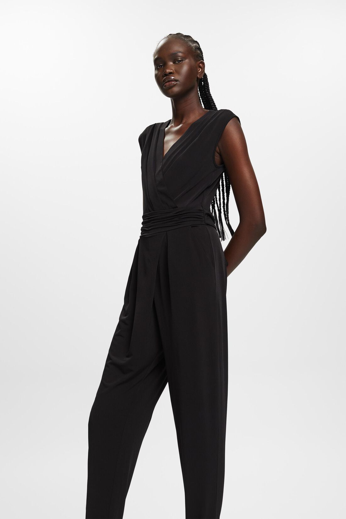 Jumpsuit mit Crossover-V-Ausschnitt