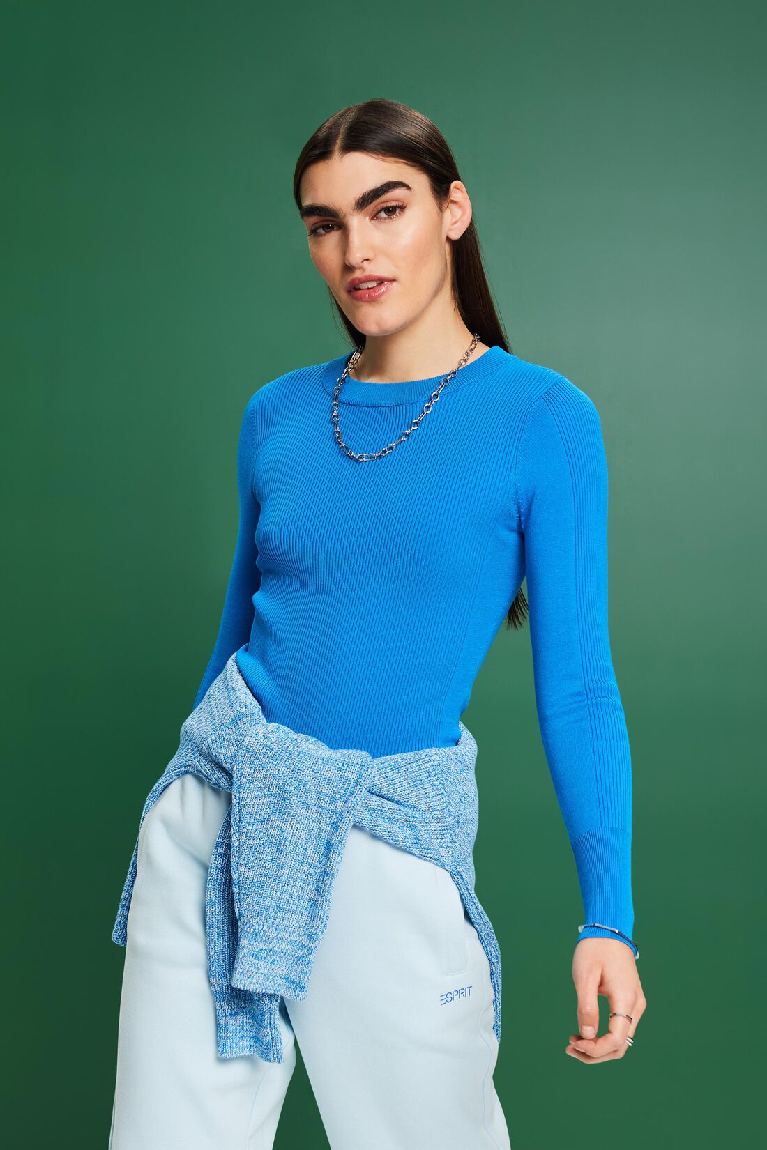 Rippstrick-Pullover mit Rundhalsausschnitt