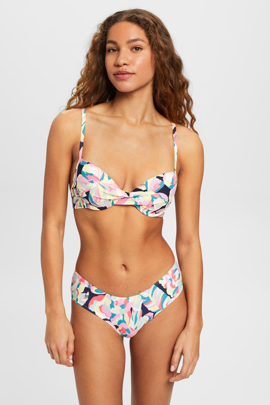 Wattiertes B&uuml;gel-Bikinitop mit Bl&uuml;mchenprint