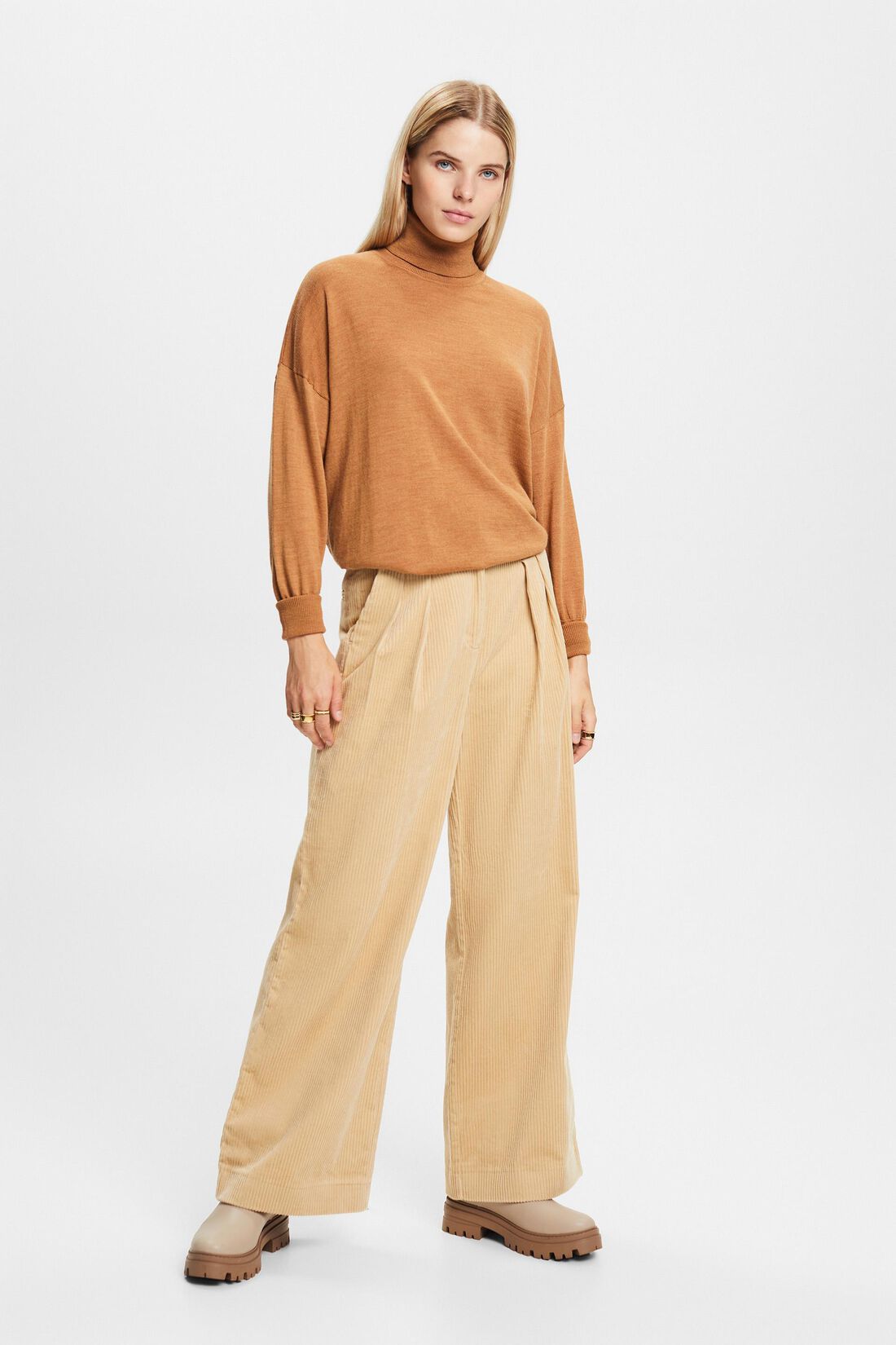 Oversize Rollkragenpullover aus Wolle