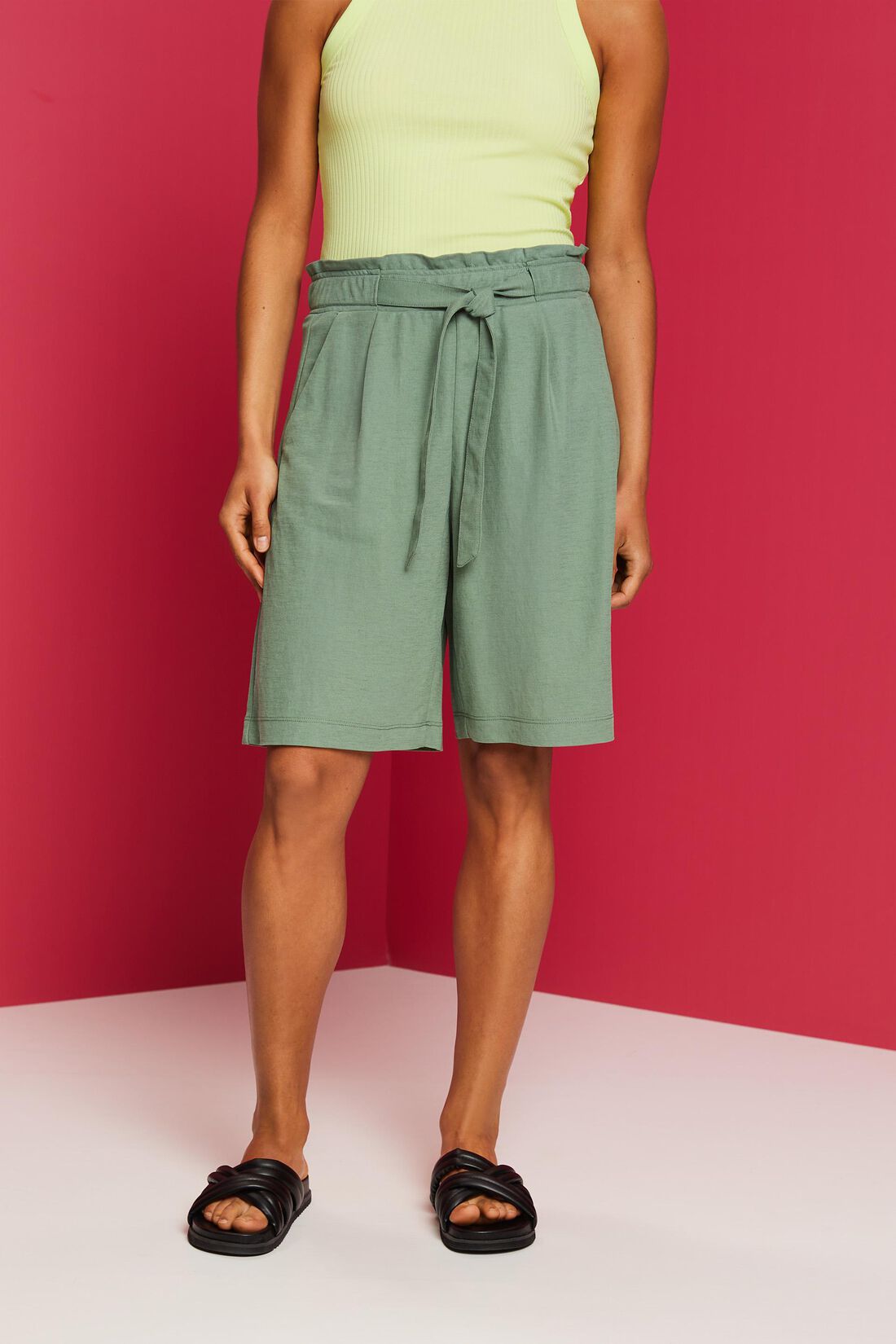 Pull-on Bermudashorts mit Bindeg&uuml;rtel
