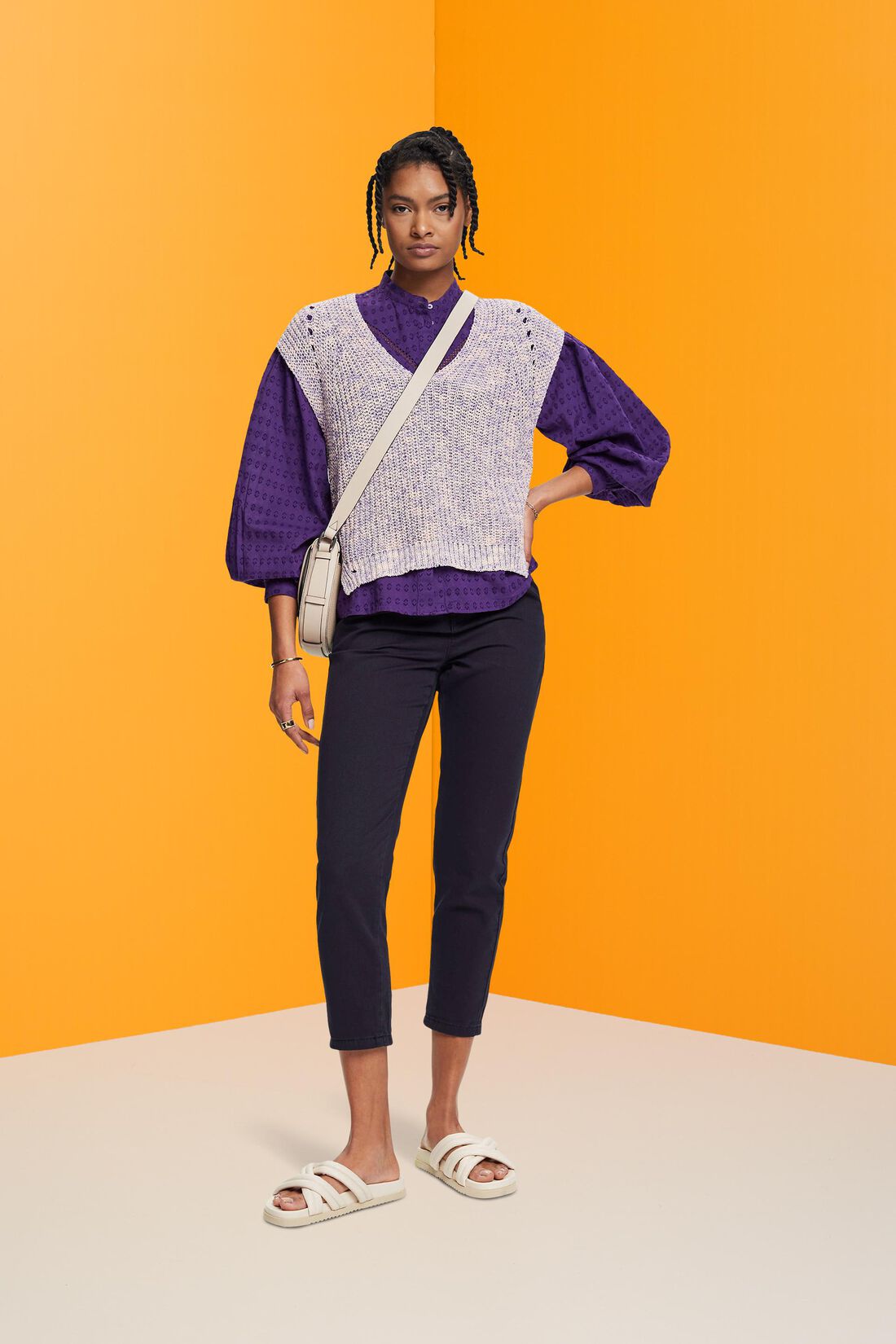 Bluse mit Stickerei
