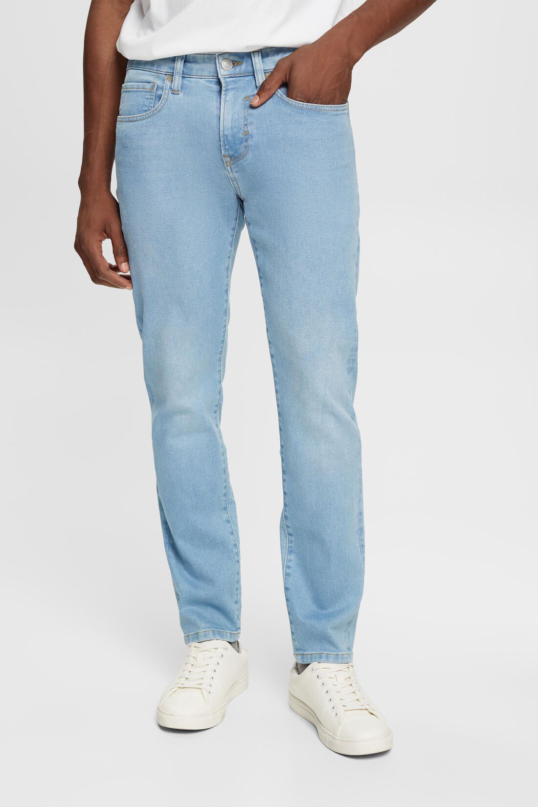 Schmale Jeans mit mittlerer Bundh&ouml;he