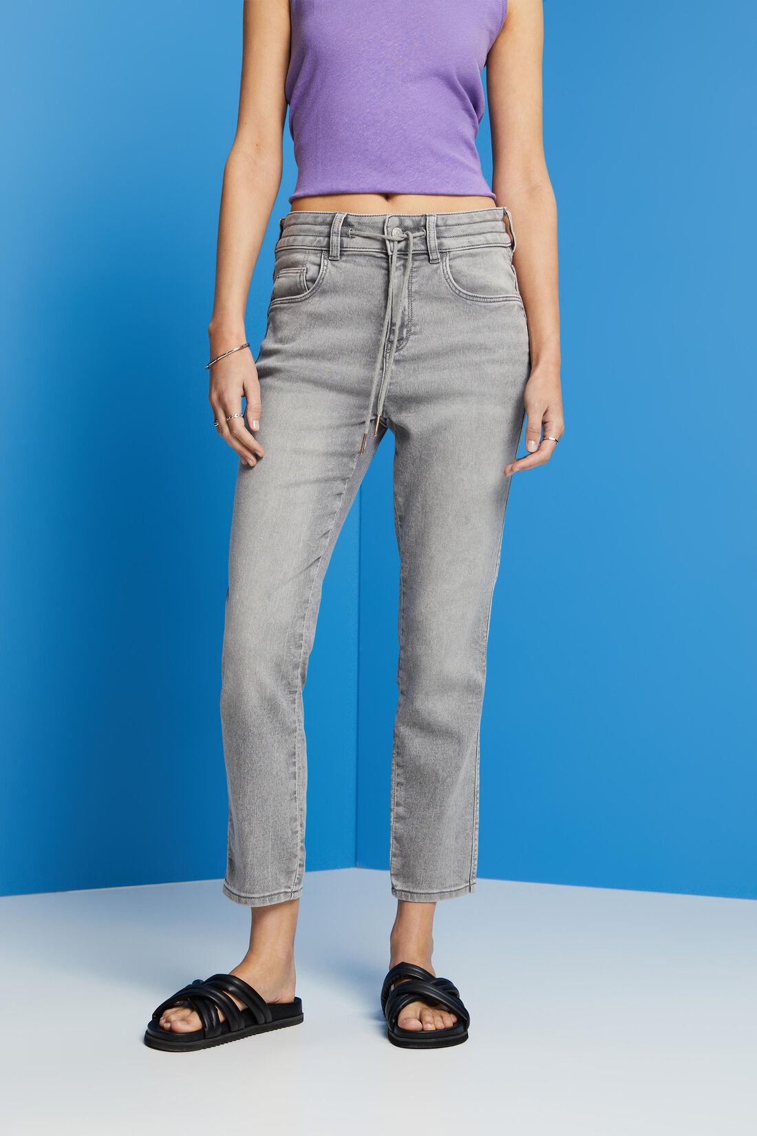 Boyfriend-Jeans mit Kordelzugbund