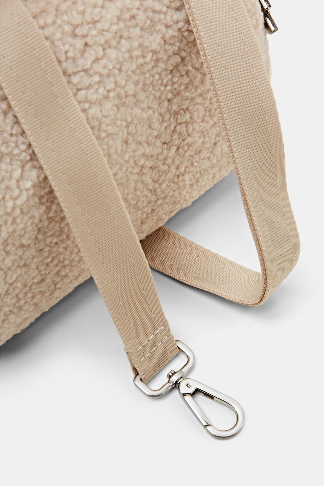 Kleine Tasche aus Pl&uuml;sch
