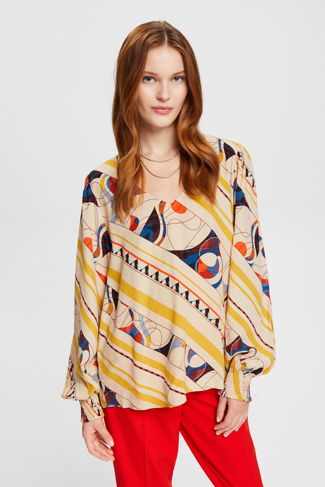 Gemusterte Bluse
