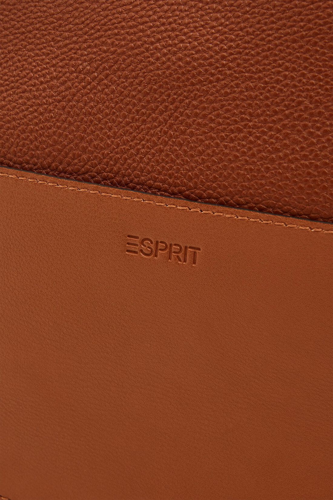 Schultertasche in Lederoptik