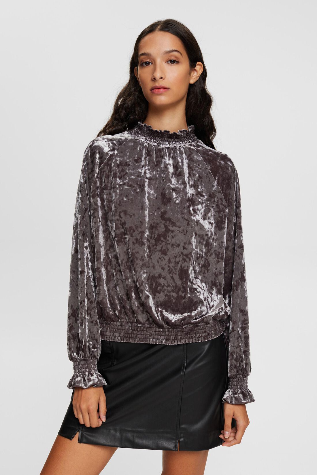 Longsleeve aus Samt mit gesmokten Details