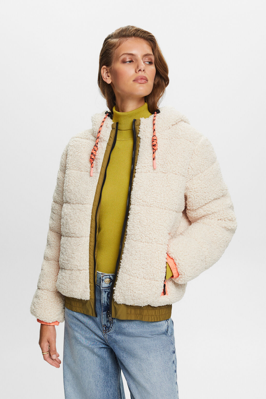Recycelt: Wendbare Jacke mit Teddy-Webpelz