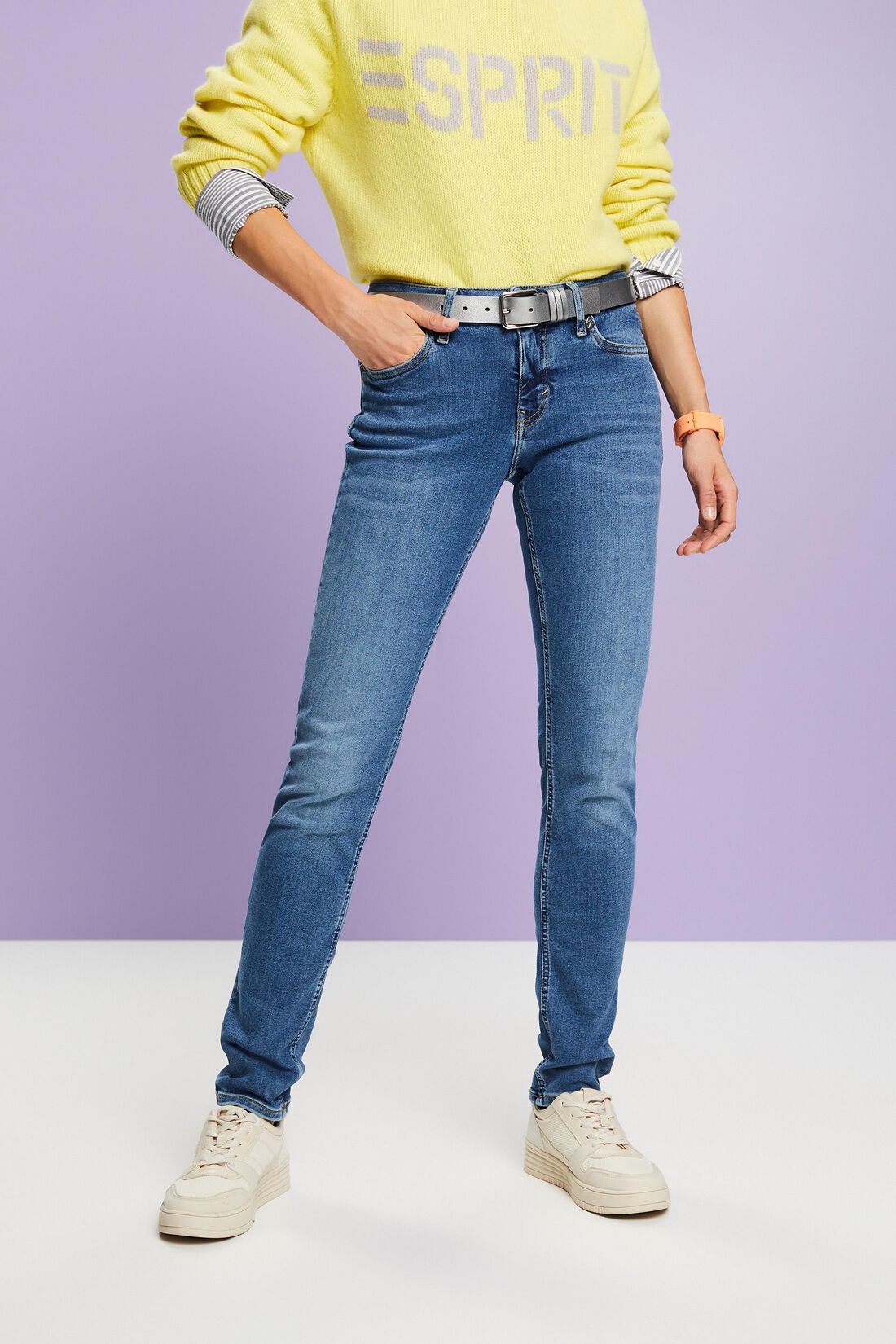 Schmale Jeans mit mittlerer Bundh&ouml;he