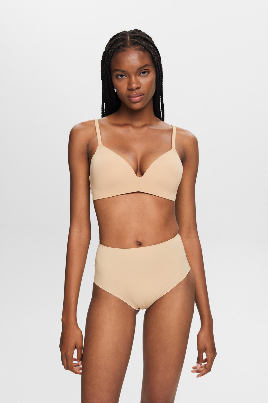 Recycelt: Slip mit dezentem Shaping-Effekt