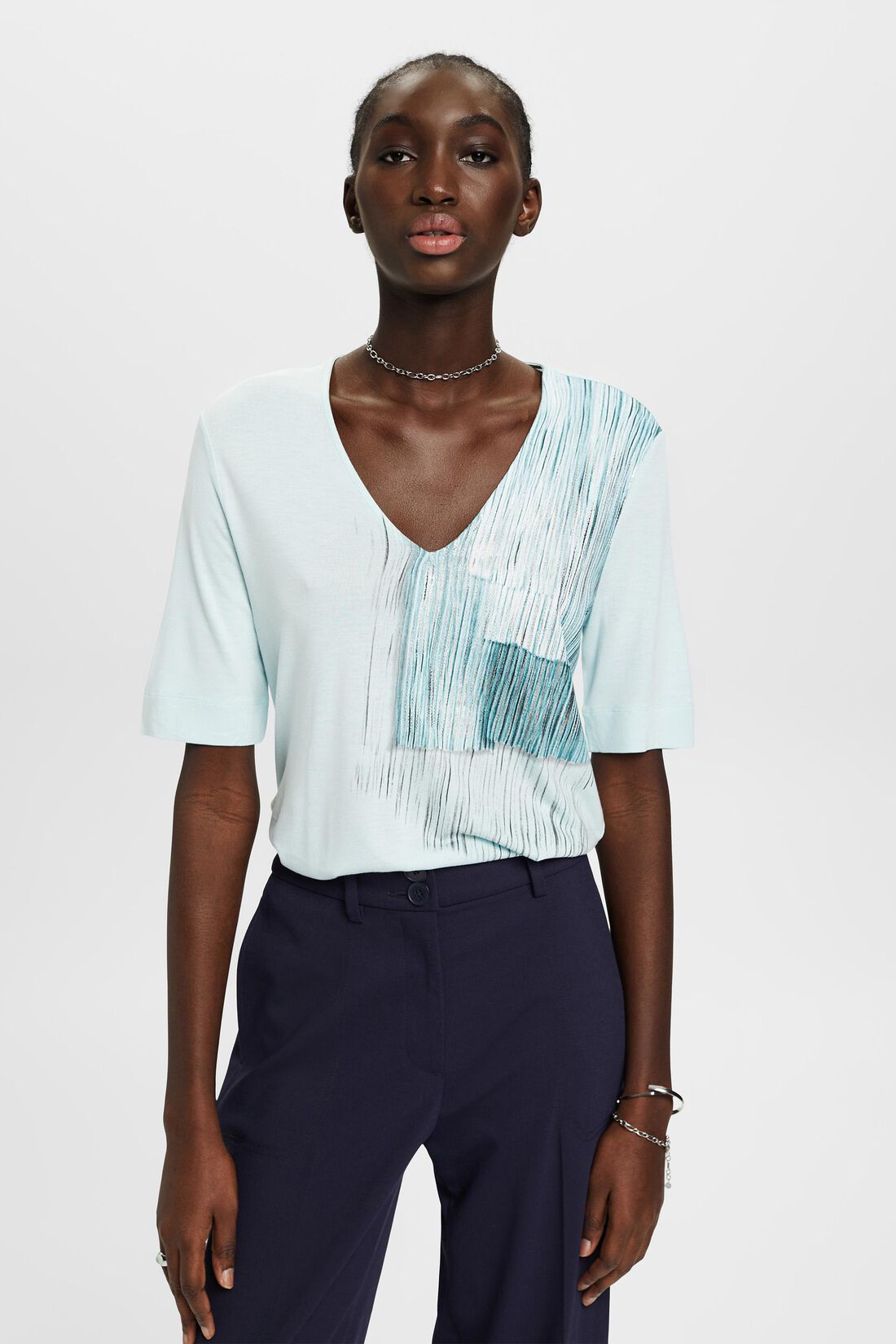 V-T-Shirt mit Metallic-Print aus Viskose