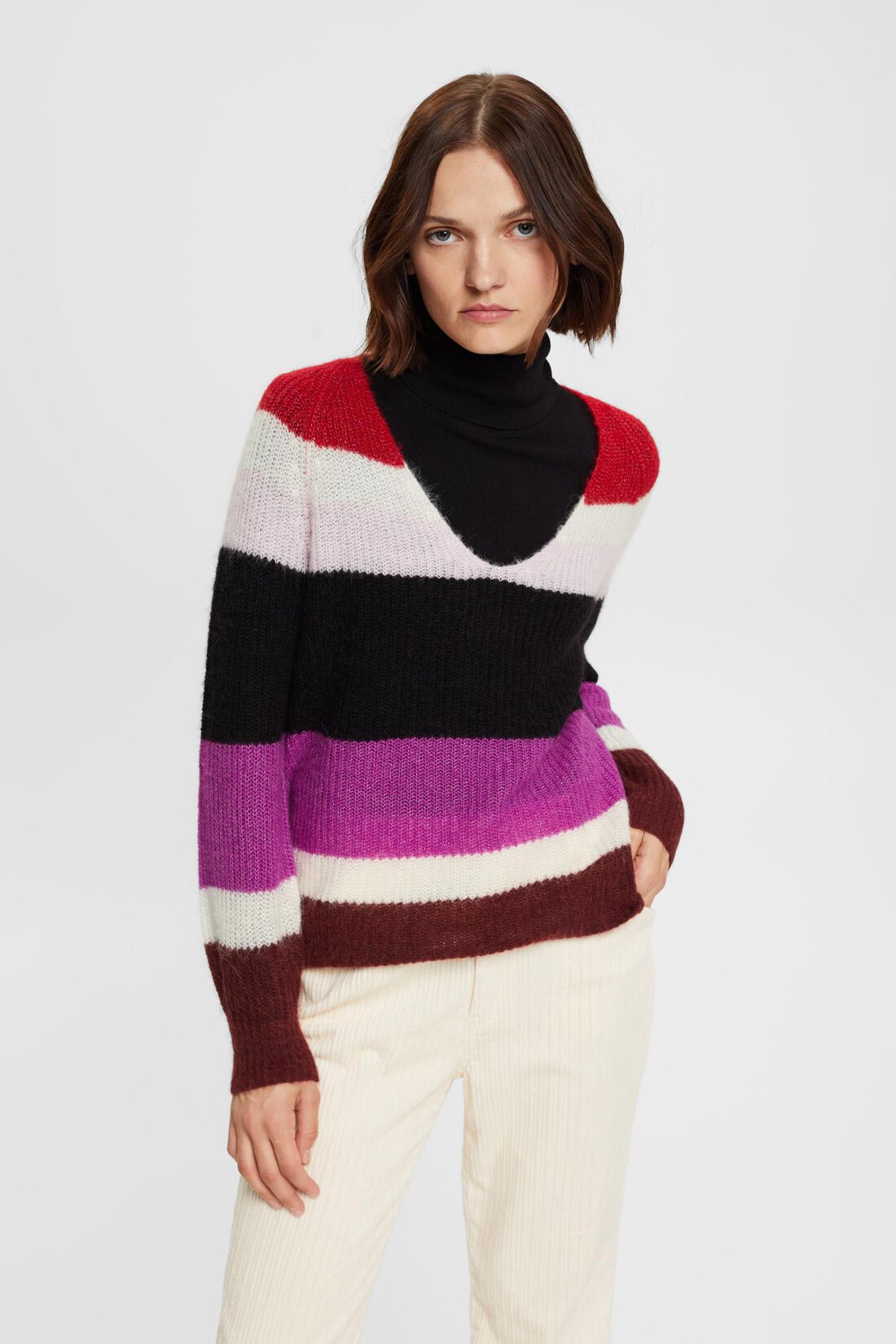 Gestreifter V-Pullover mit Wolle und Alpaka