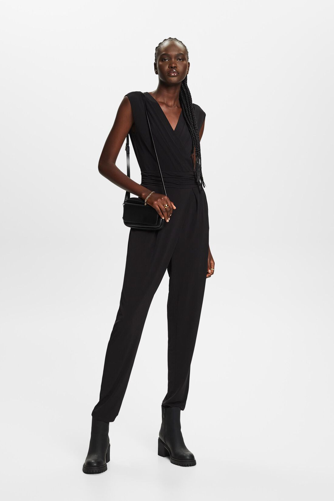 Jumpsuit mit Crossover-V-Ausschnitt