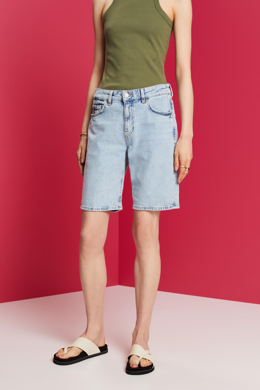 Jeans-Bermudas in Retro-Optik