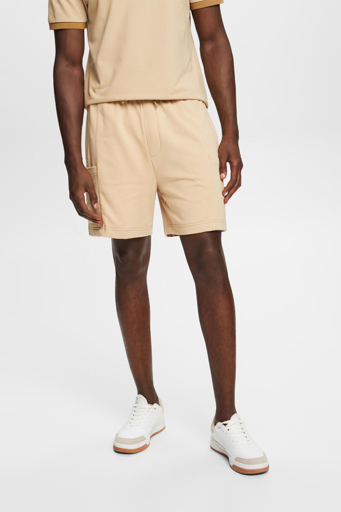 Shorts im Jogger-Stil
