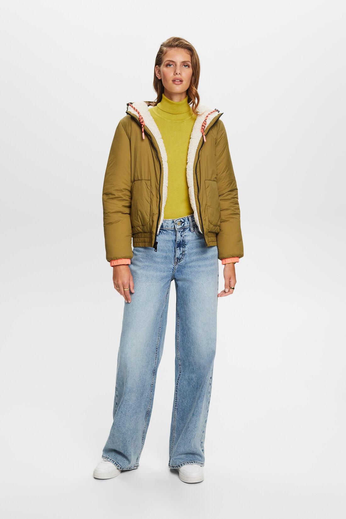 Recycelt: Wendbare Jacke mit Teddy-Webpelz