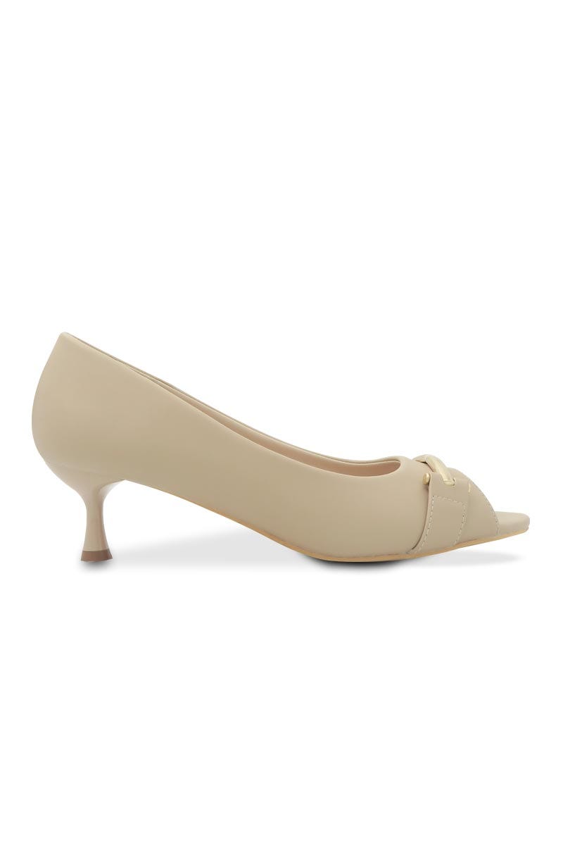 Vincci Formal Court