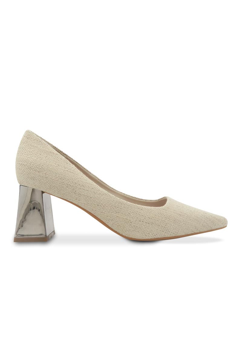 Vincci Formal Court