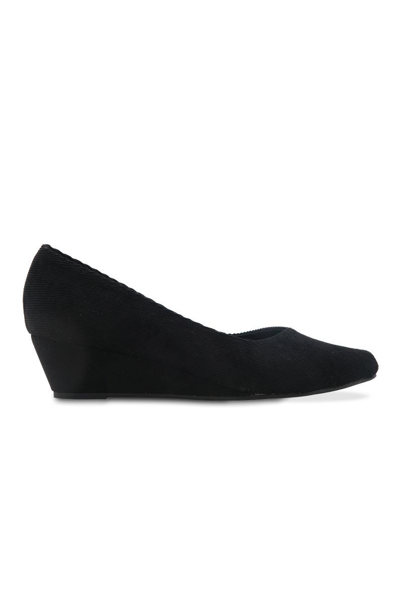 Vincci Formal Court