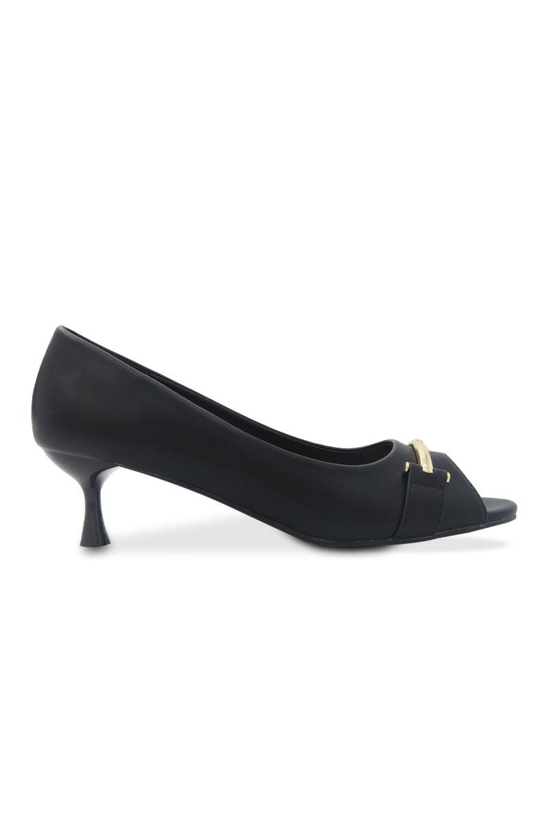 Vincci Formal Court