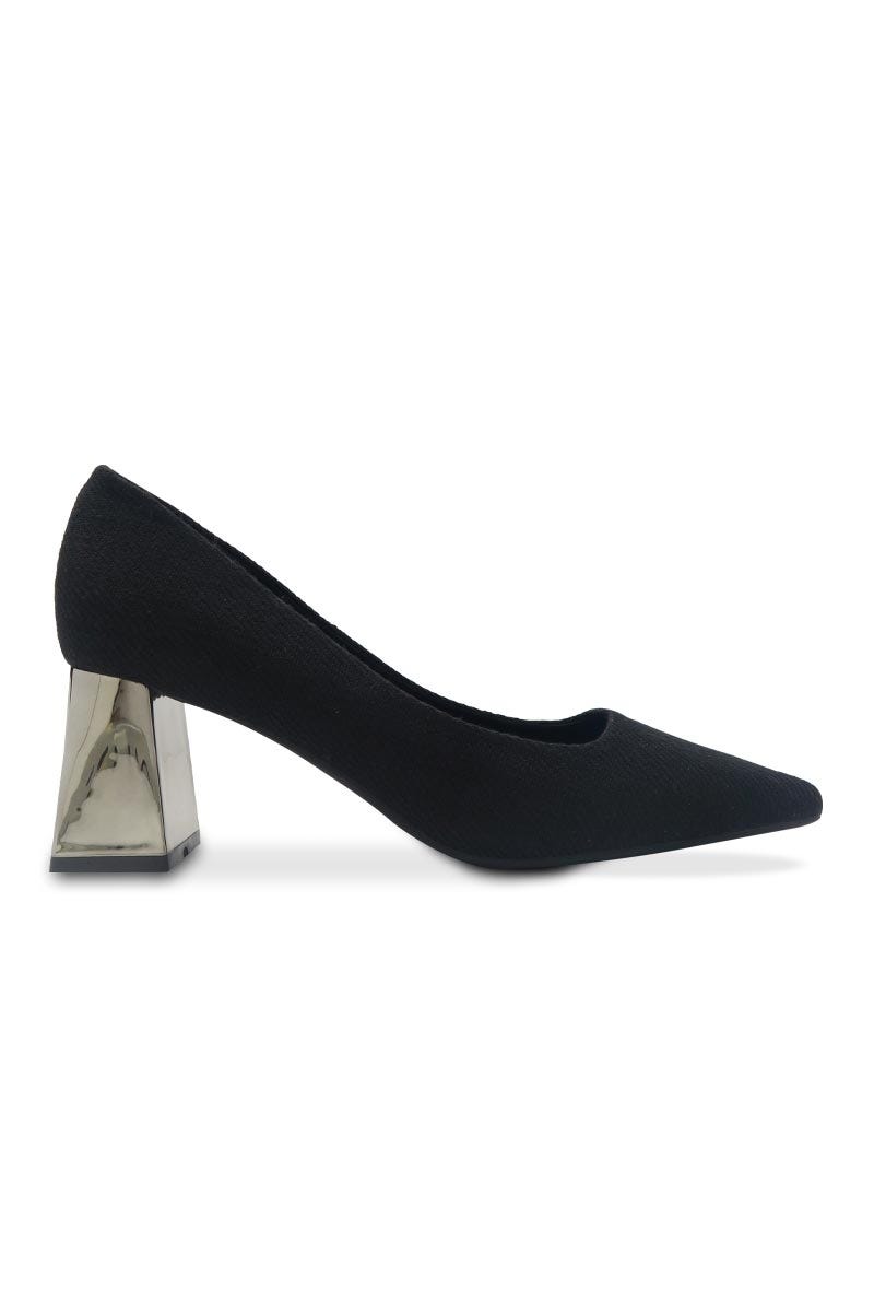 Vincci Formal Court