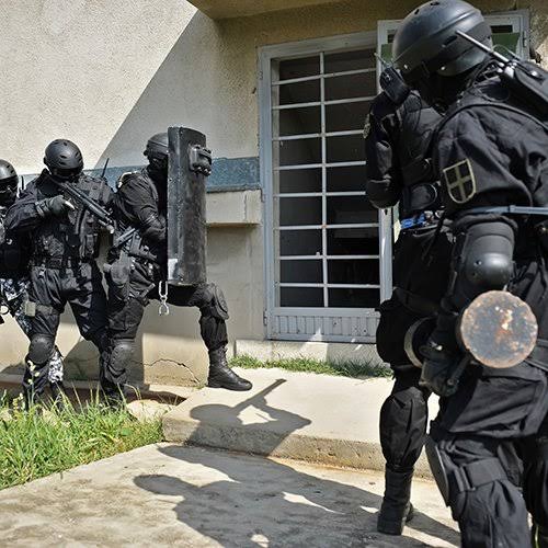 Uniden BCD536HP Digital Phase 2 Base/Mobile Scanner with HPDB and Wi-F