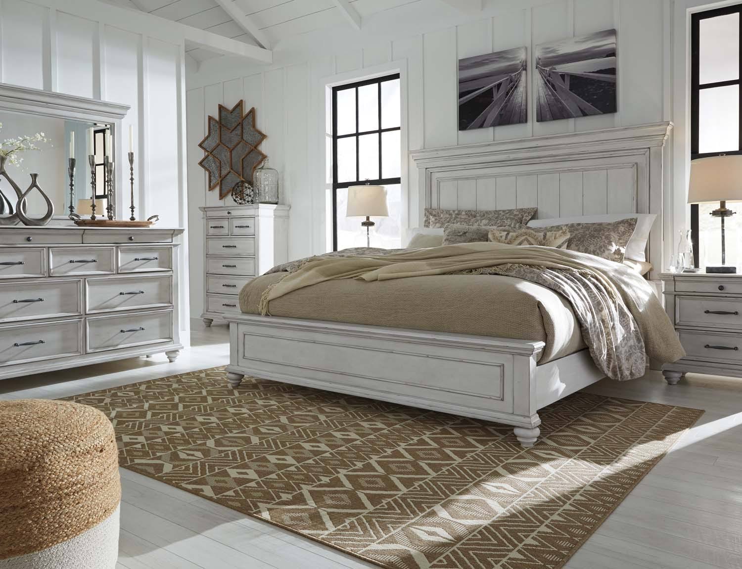 Ashley Kanwyn King Panel Bed