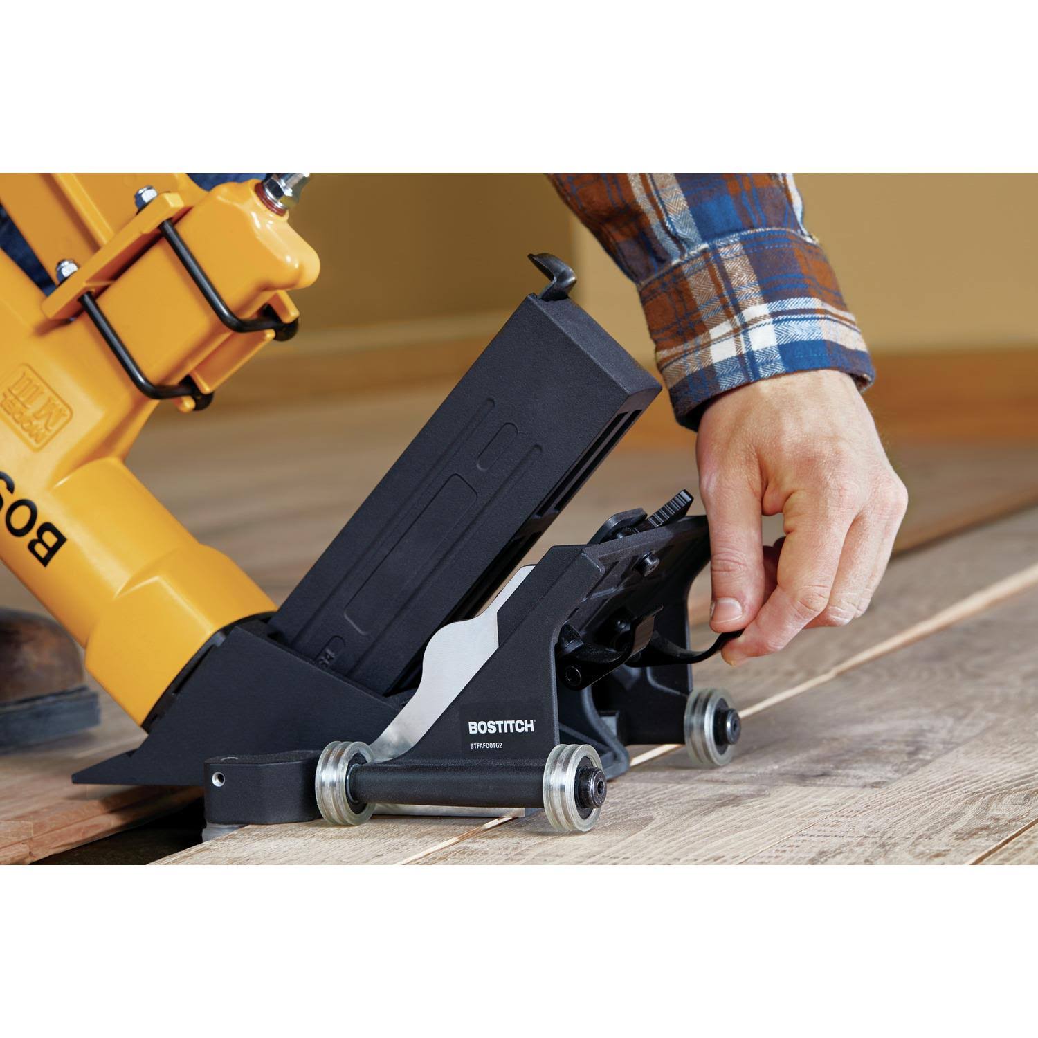 Bostitch Btfafootg2 Rolling Base Flooring Attachment