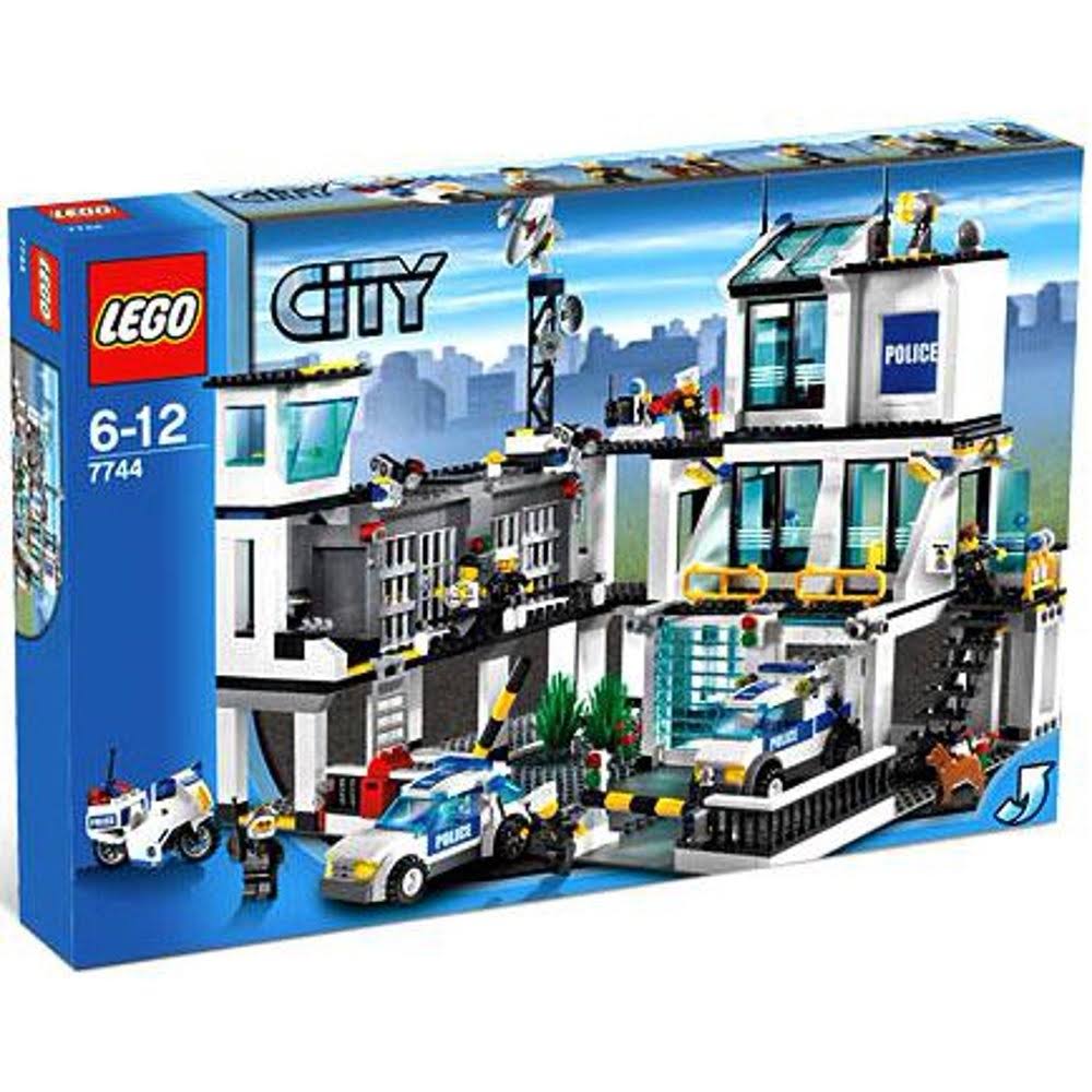 City Police Headquarters Set Lego 7744