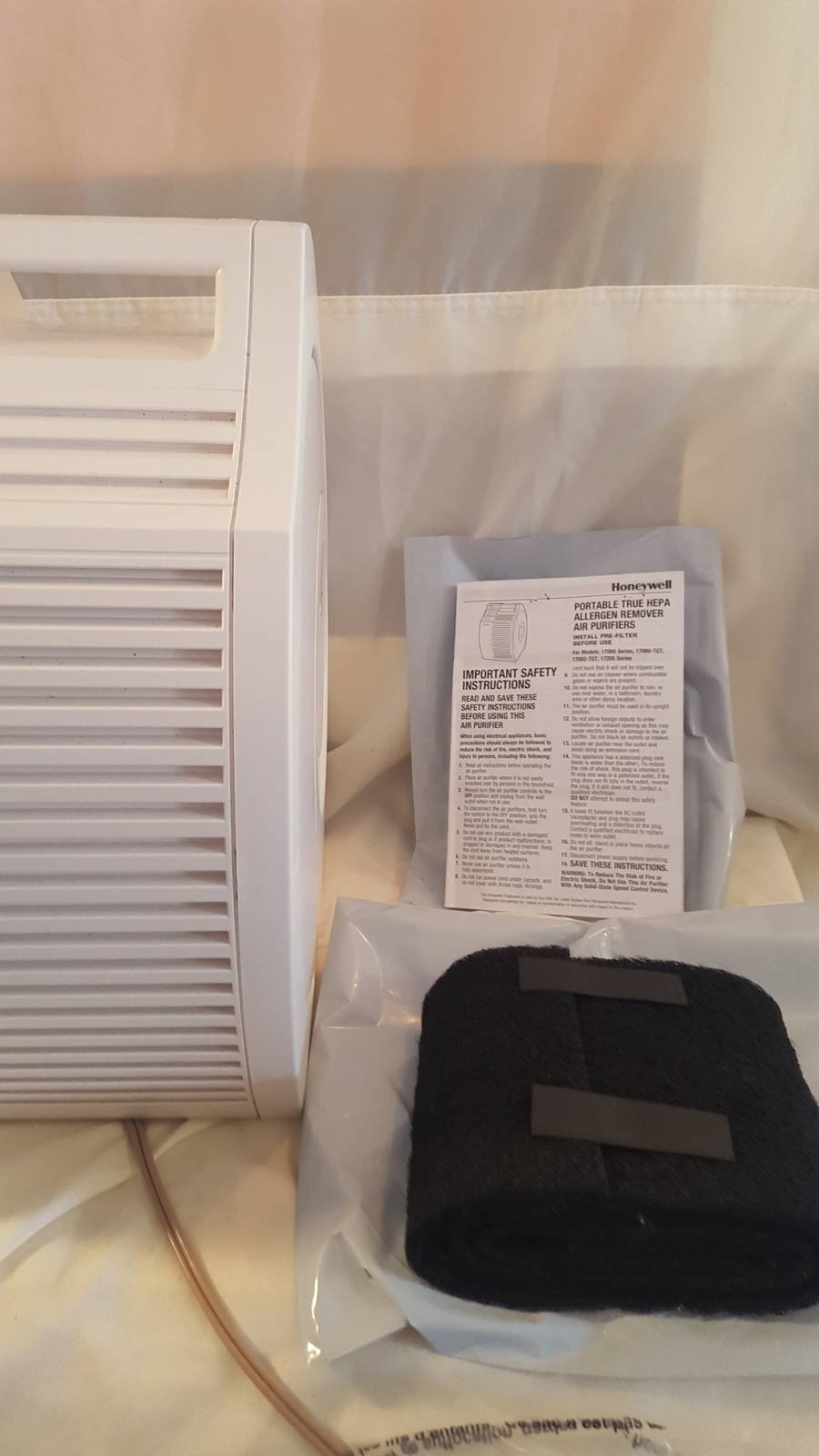 Honeywell 17000-S QuietCare Allergen Remover Air Purifier, White