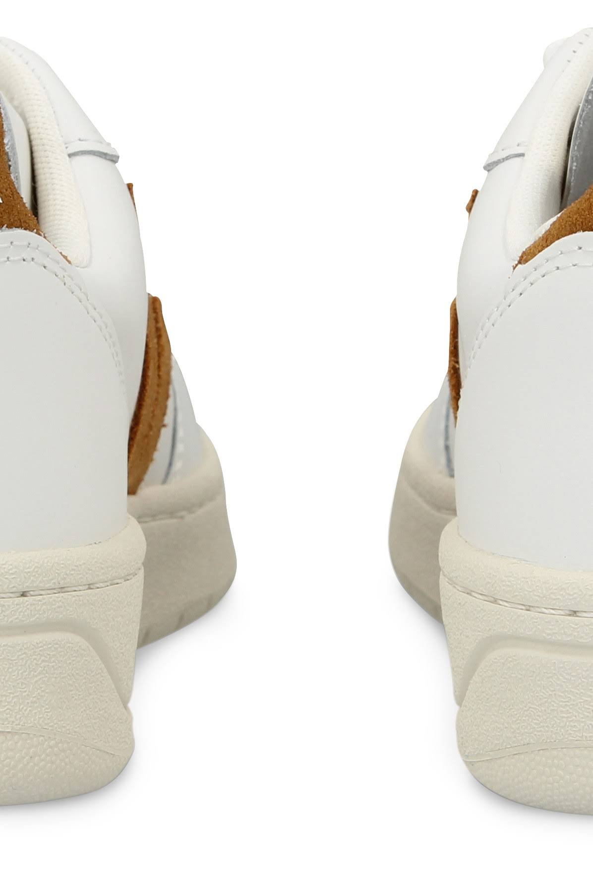 Veja Sneakers - V-10 Leather Extra White/Camel | VX022652
